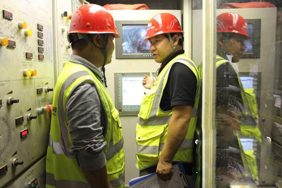 測(cè)量“尖兵”王西林:工程的精度不能有絲毫誤差 測(cè)量“尖兵”王西林:工程的精度不能有絲毫誤差